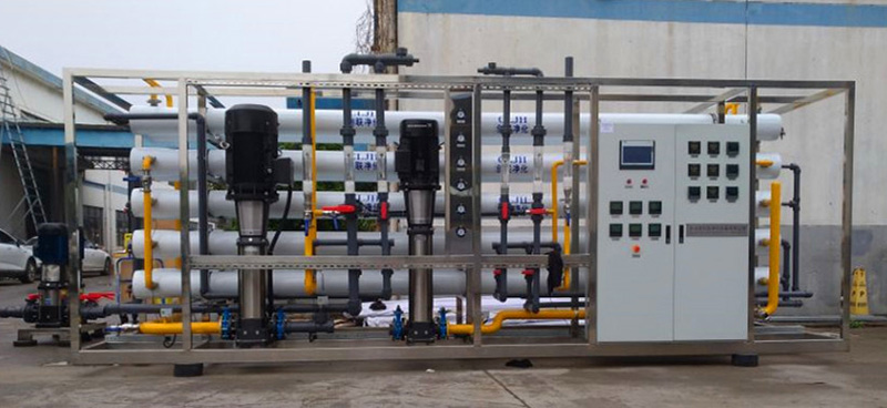 精细化工-30t/h超滤+反渗透纯水设备